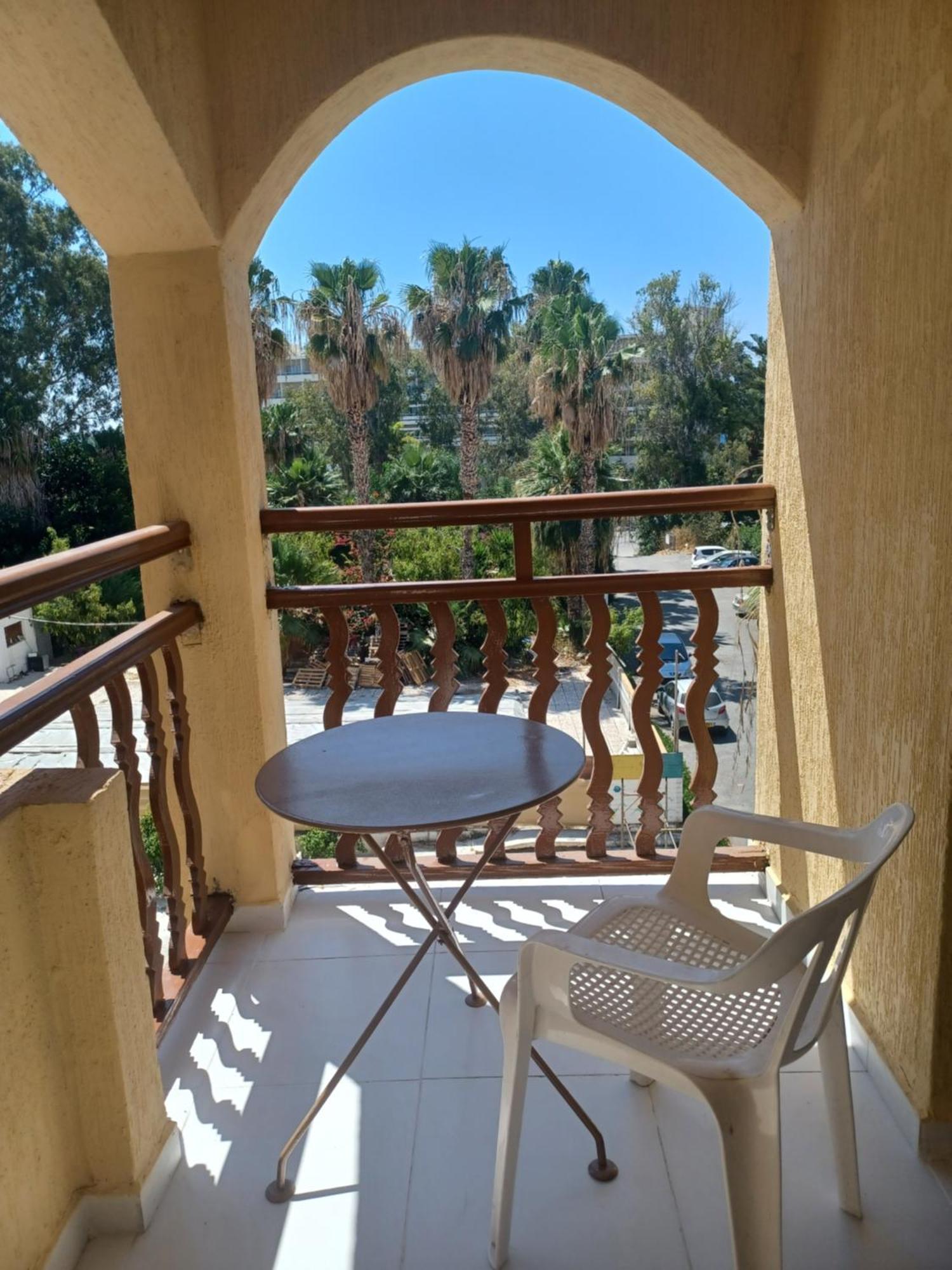 Terpsichore Holiday Apts Limassol Exterior foto