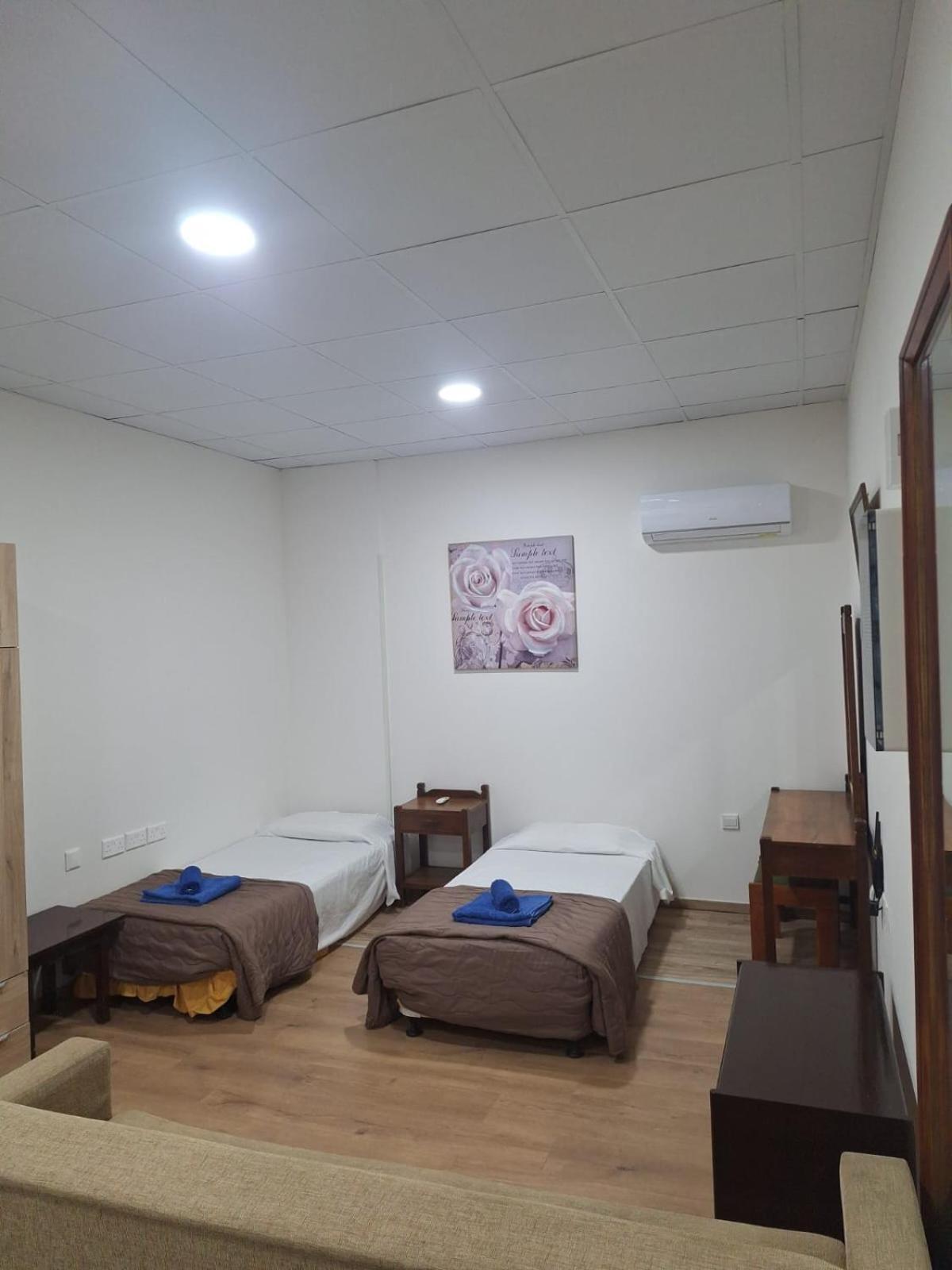 Terpsichore Holiday Apts Limassol Exterior foto