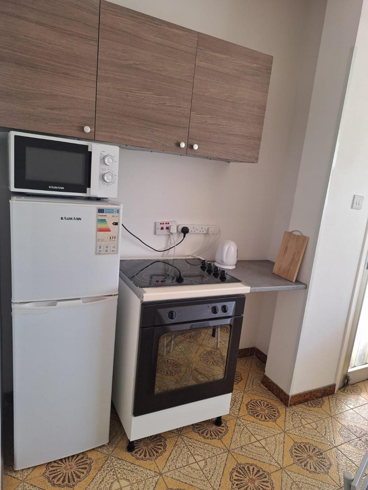 Terpsichore Holiday Apts Limassol Exterior foto