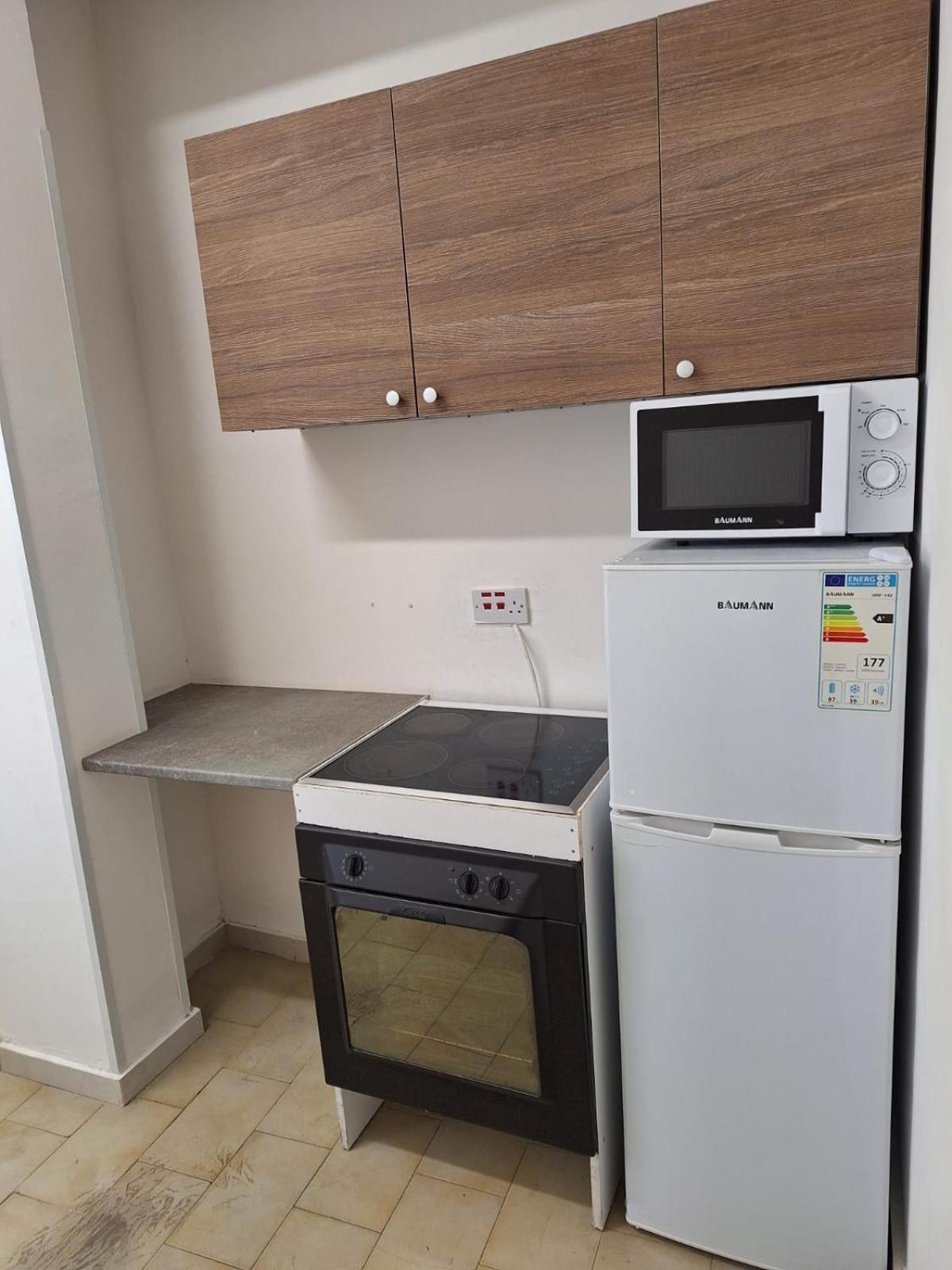 Terpsichore Holiday Apts Limassol Exterior foto